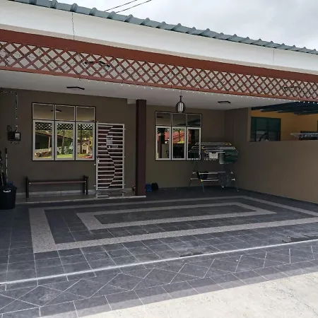 Homestay Qaseh Kerteh Exterior photo