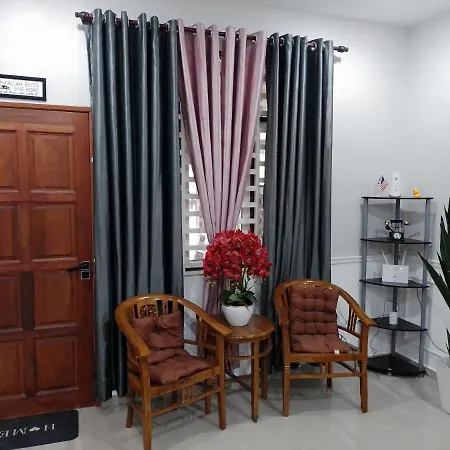 Homestay Qaseh Kerteh Exterior photo